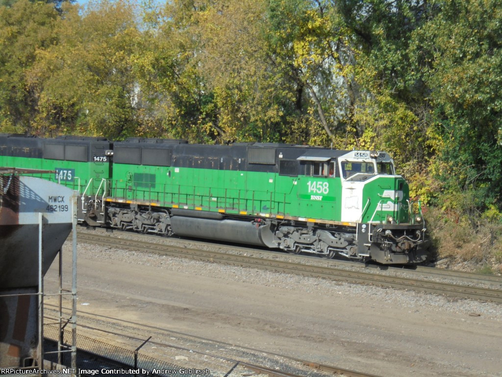 BNSF 1458 + 1475